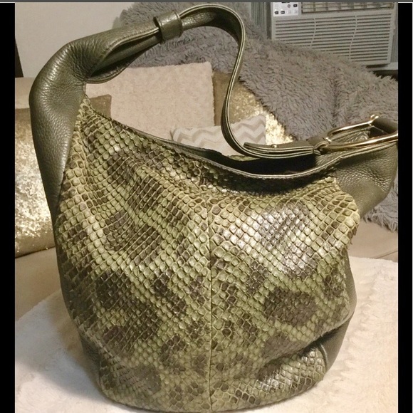 Gucci Handbags - 🐍 GUCCI Greenwich python hobo 🐍